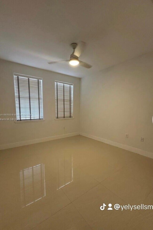 Building Photo - 16314 SW 61st Ln