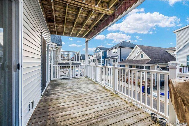 Building Photo - 98 Nebraska St