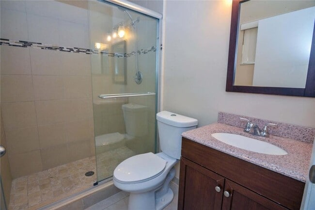 Building Photo - 18813 Cloud Lake Cir