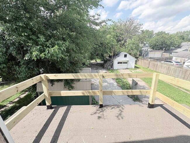 Building Photo - 2552 Foraker Ave