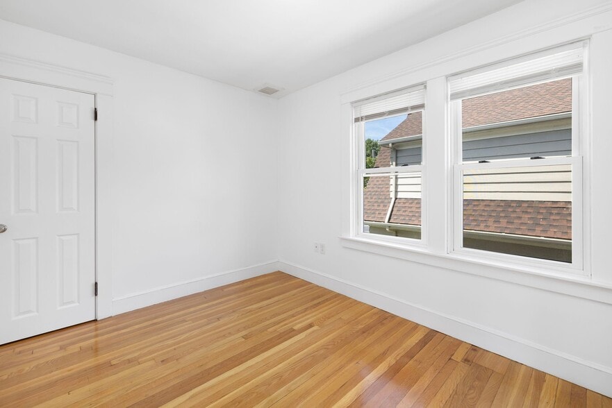 Building Photo - 61-63 Jastram St