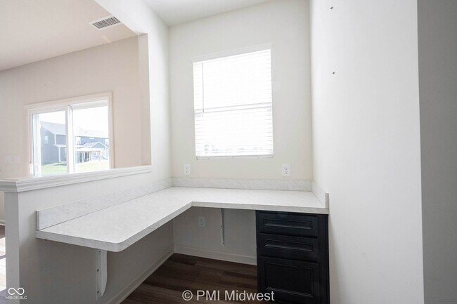 Building Photo - 6809 Blackwater Ln
