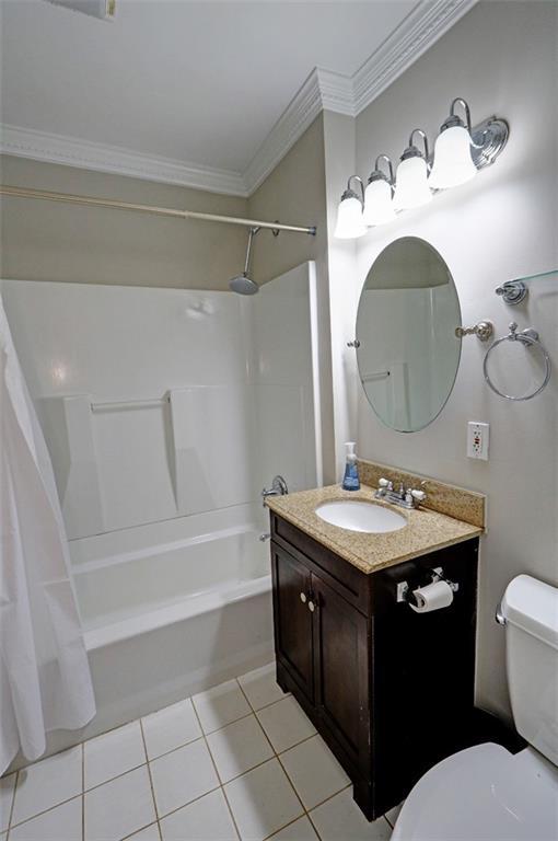 Building Photo - 2968 Fantasy Ln