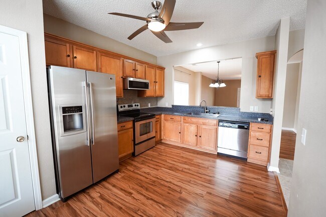 Building Photo - Coming Available!