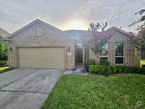 Building Photo - 2703 Barrington Branch Dr