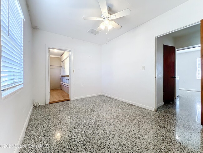 Building Photo - 106 Sunrise Ave