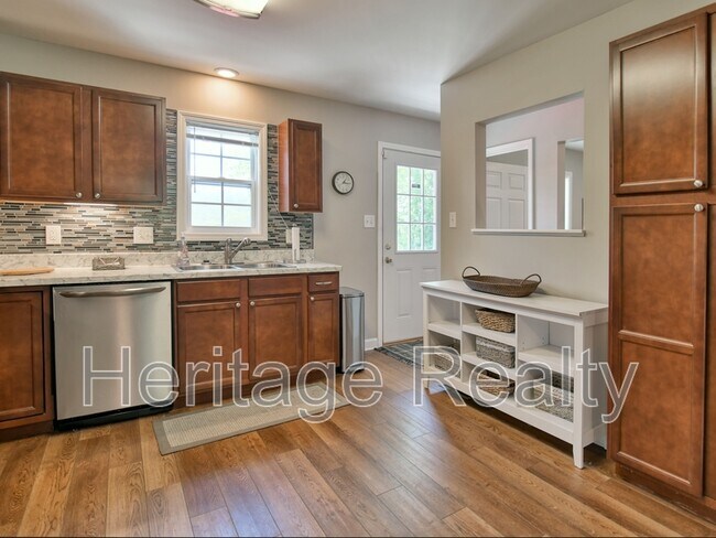 Building Photo - 4518 Holston Hills Rd