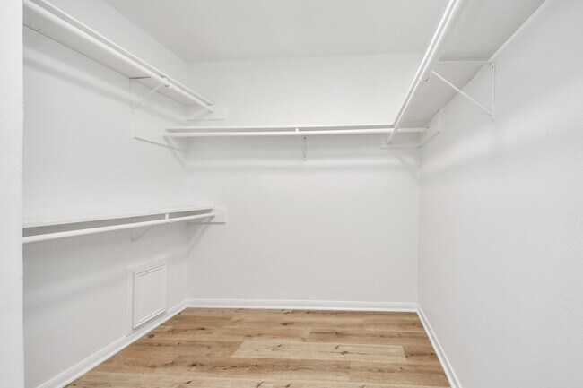 Building Photo - 9114 Spellman Rd