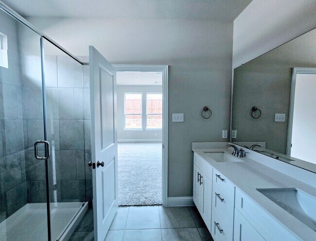 Building Photo - Brand-New Build in Prime Location | 4 Beds, 3 Baths, Peace & Proximity