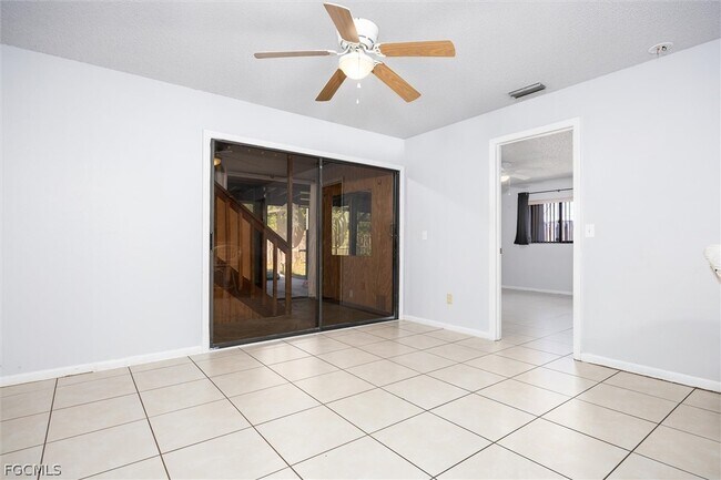 Building Photo - 7261 Albany Rd