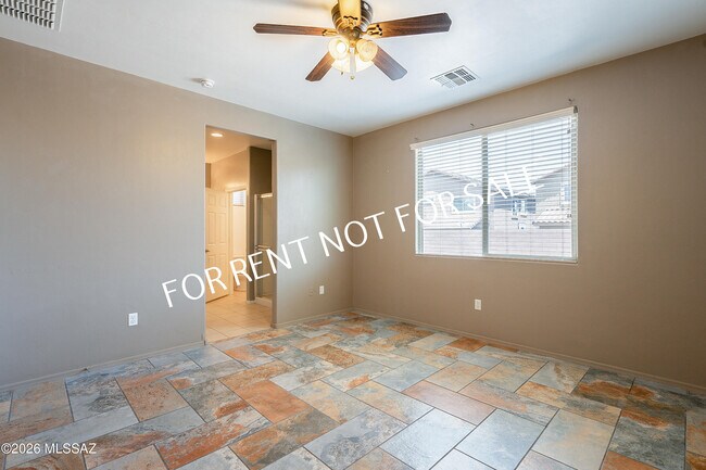 Building Photo - 7307 E Heartwood Dr