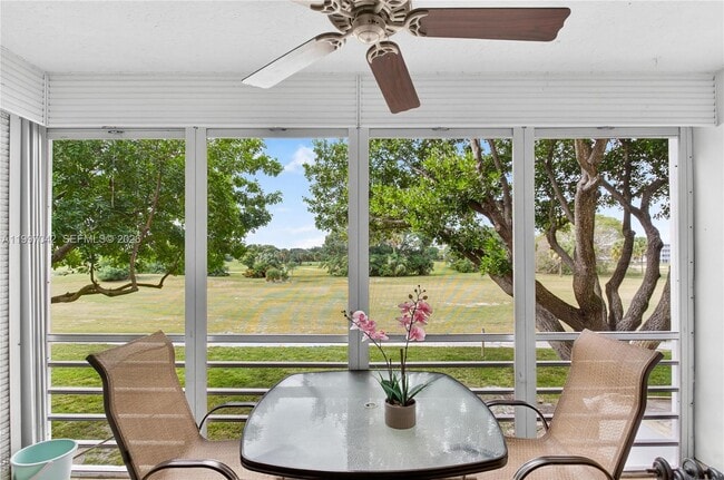 Building Photo - 2671 S Course Dr