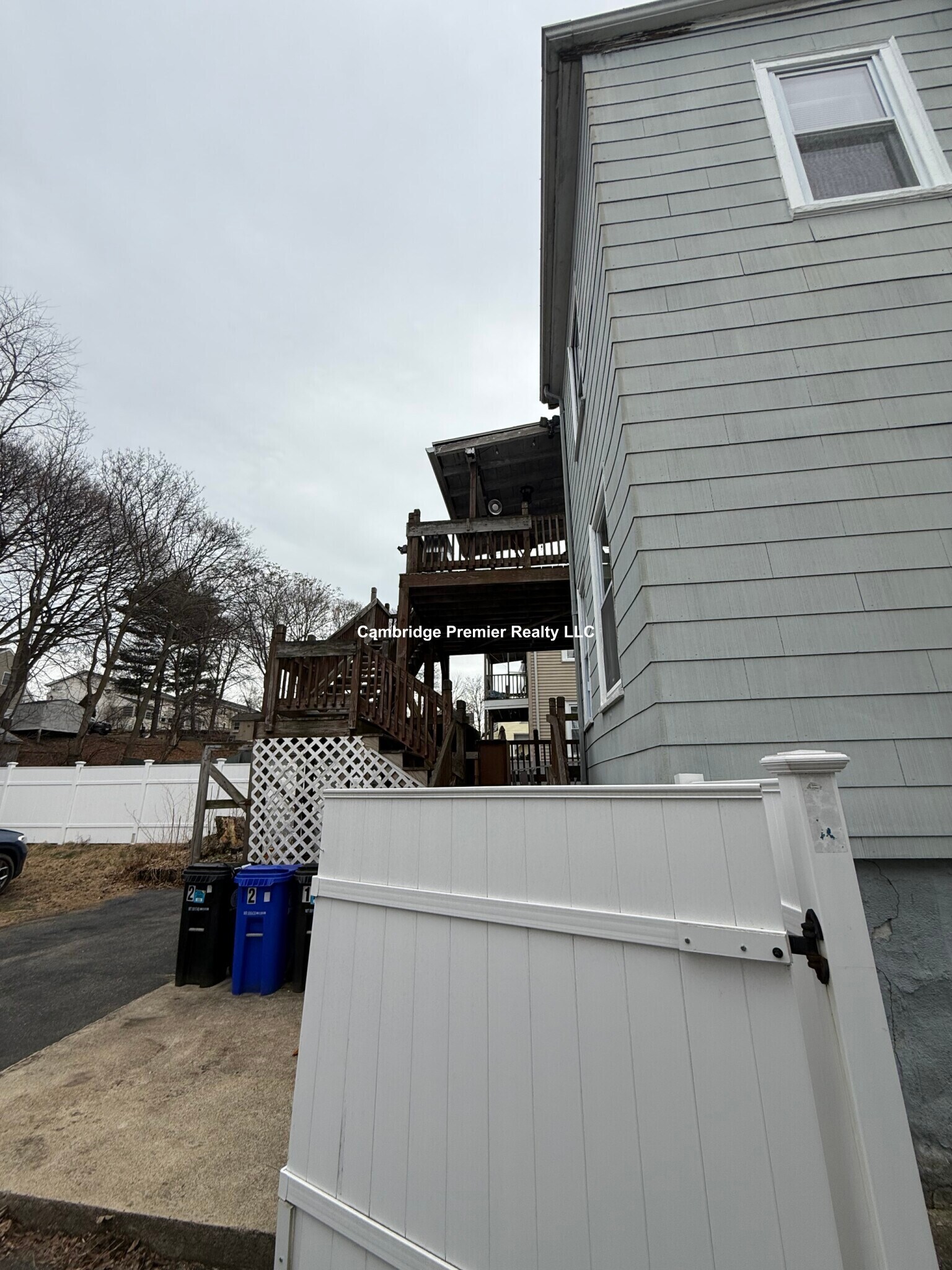 Building Photo - 60 Linwood St