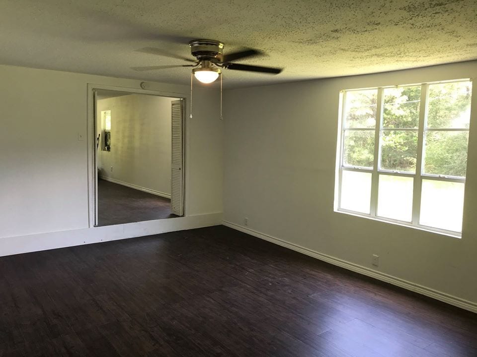 Building Photo - 838 Lizzie Ln