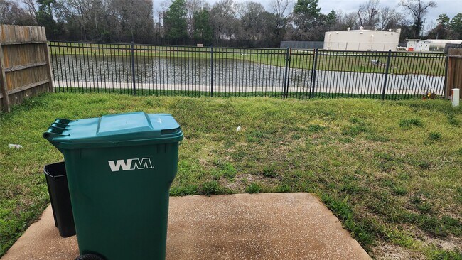 Building Photo - 22207 Greengate Dr