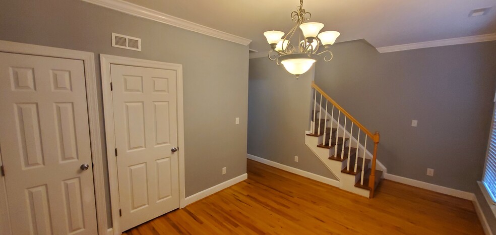 Diningroom or Office - 819 Brewer Ave