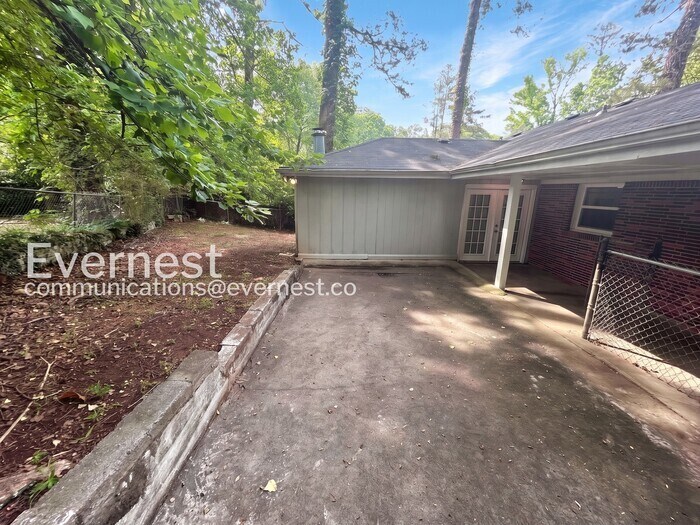 Building Photo - 1598 San Gabriel Ave