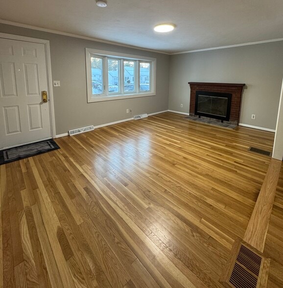 Building Photo - 20 Mariette Dr