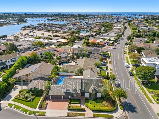 Building Photo - 1300 Antigua Way