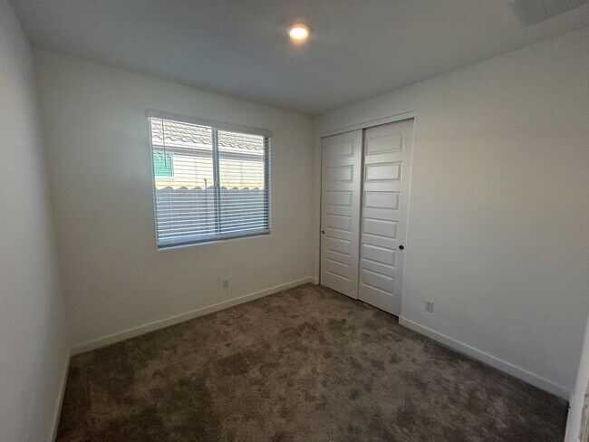 Building Photo - 24551 N 169th Dr