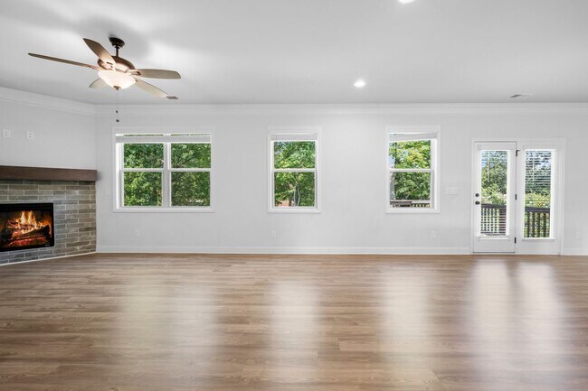 Building Photo - 315 Hudson Chase Ct