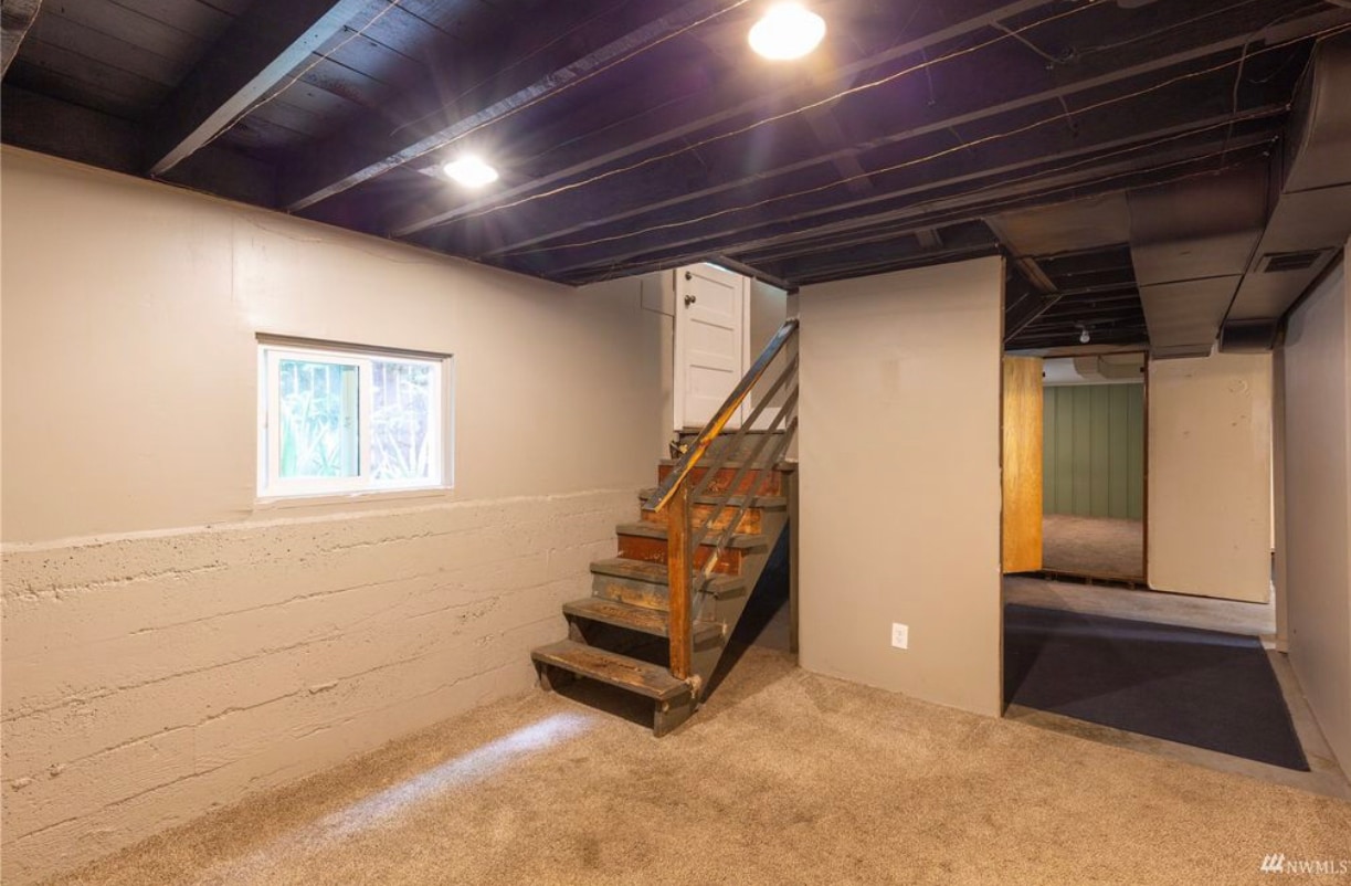 Building Photo - 1111 N 76th St