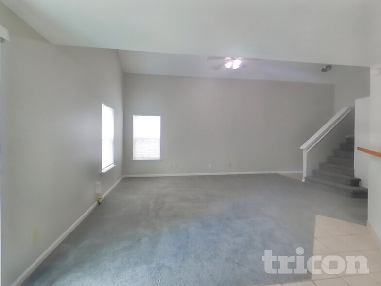Building Photo - 1310 Kenwood Dr