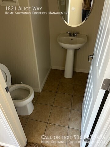 Building Photo - 1821 Alice Way