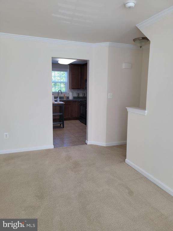 Building Photo - 25117 Sweet Myrtle Square