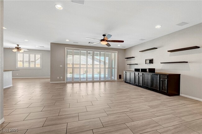 Building Photo - 5424 Kamilla Raen St