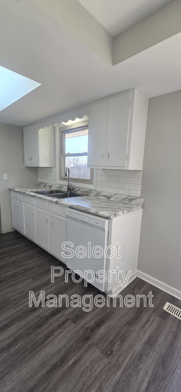 Building Photo - 5412 Scepter Ct