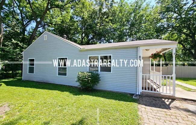 Building Photo - Spacious North Overland Park Bungalow-Available in FEBRUARY!!