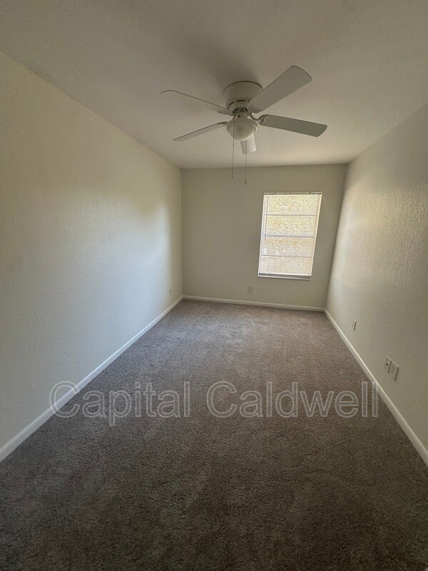 Building Photo - 5440 S MacDill Ave