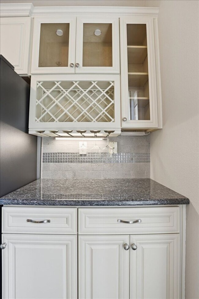 Building Photo - 4089 Monte Verde Dr