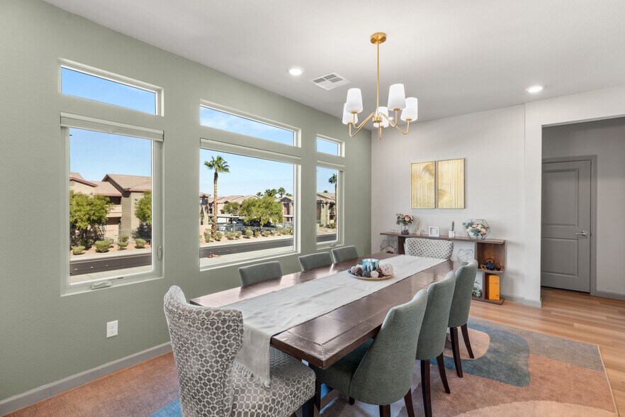 Building Photo - 8044 Carpenter Creek Ave