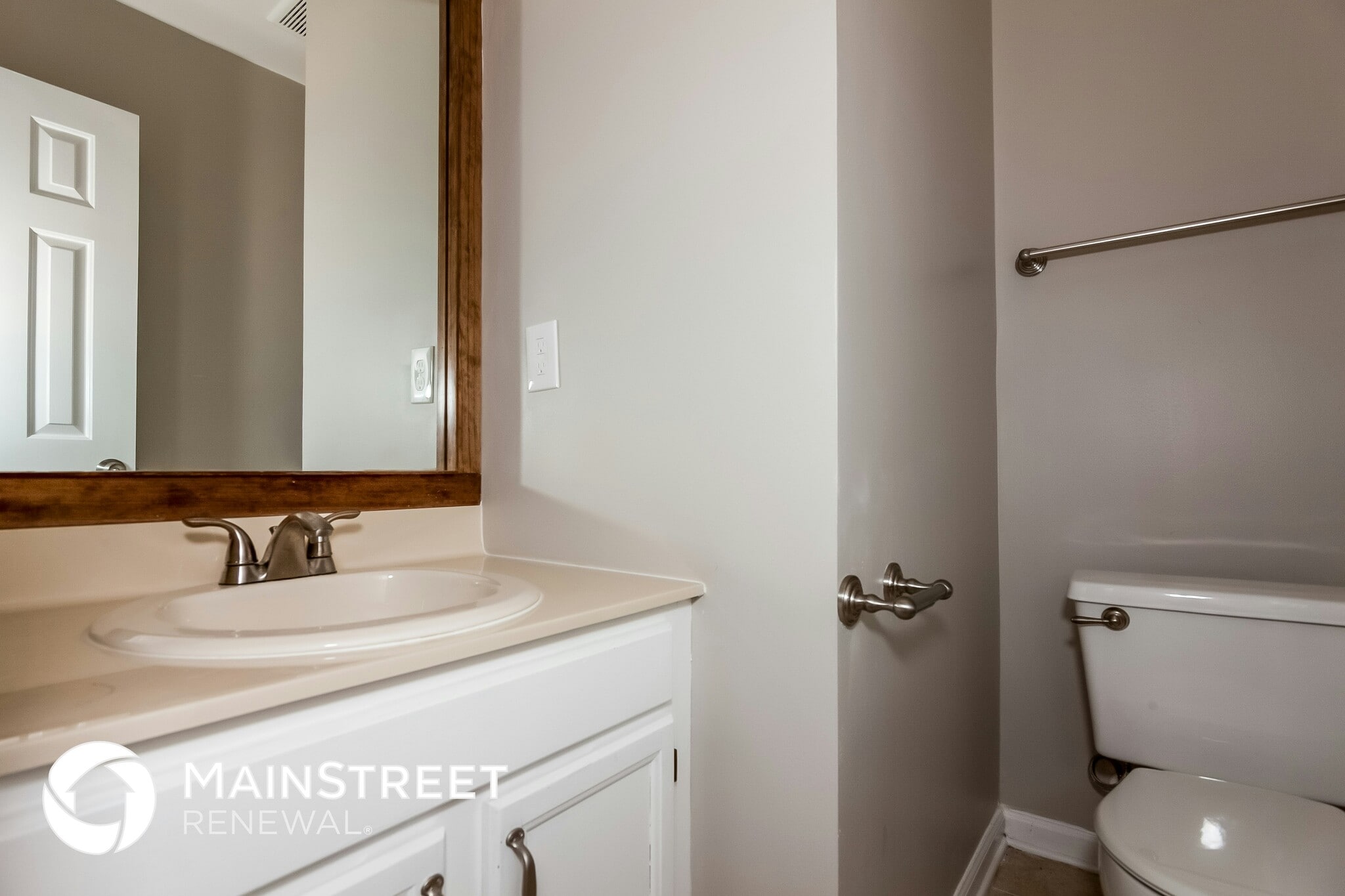 Building Photo - 2316 Torrington Ln