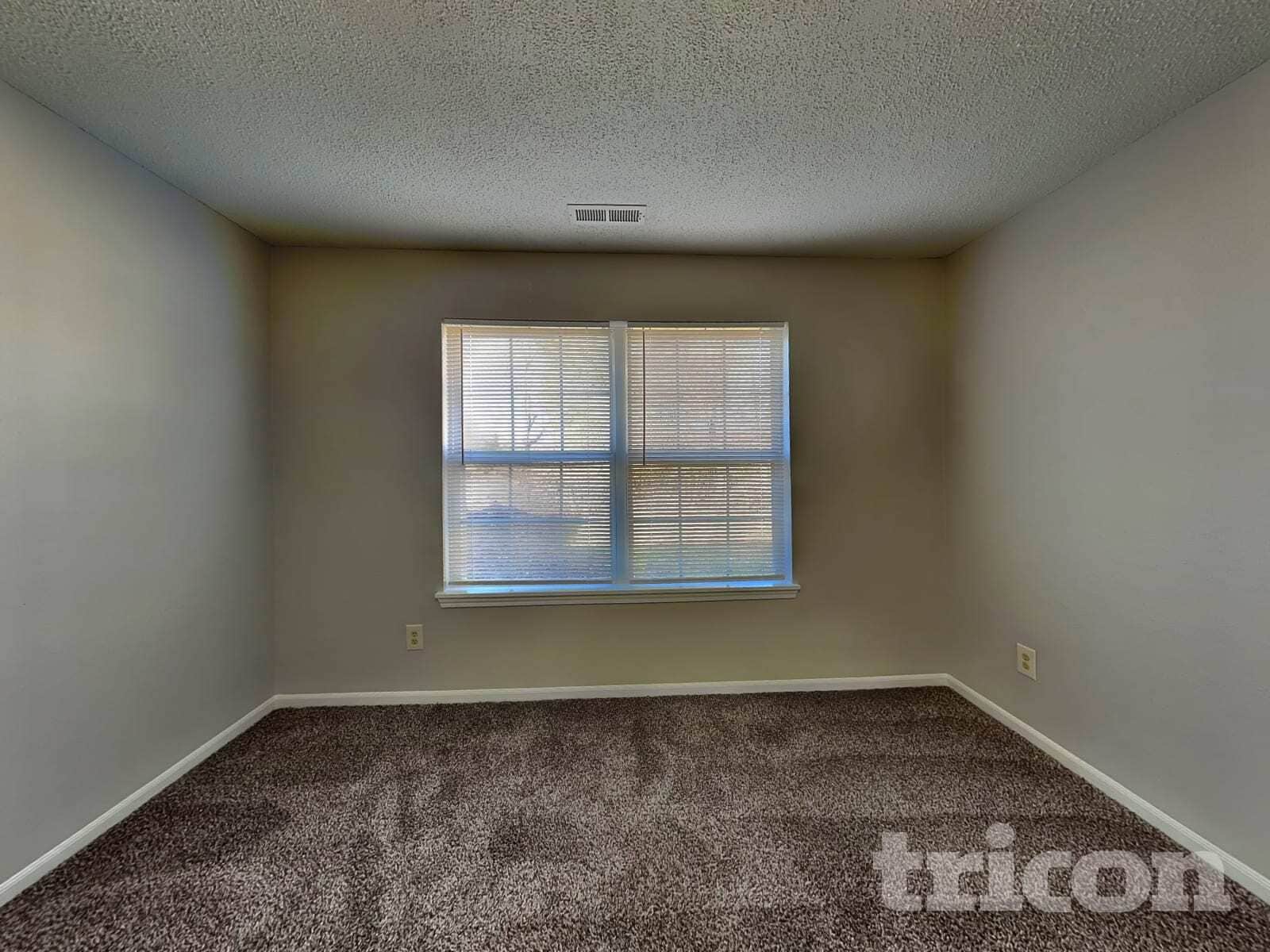 Building Photo - 4900 Hunters Run