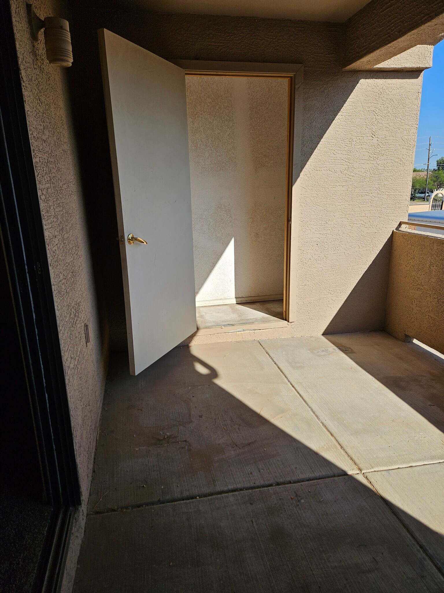 Building Photo - 16033 N 25th St