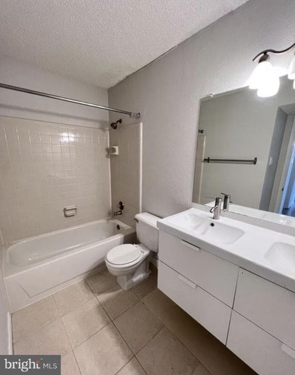 Building Photo - 1541 Lincoln Way