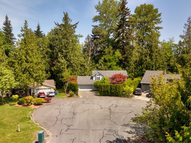 Building Photo - 4-Bedroom Home 2.5 Bathrooms, Mount Vernon