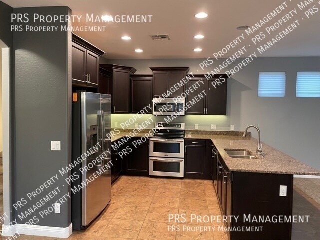 Building Photo - 1371 S Chaparral Blvd