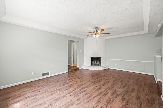Building Photo - 3707 53rd St