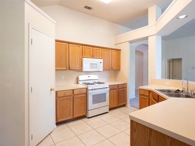 Building Photo - 17234 Rancho Verde Way