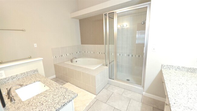 Building Photo - 13551 Pasa Robles Ln