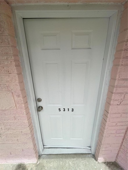 Building Photo - 5313 Avery Rd