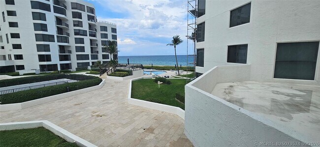 Building Photo - 2575 S Ocean Blvd