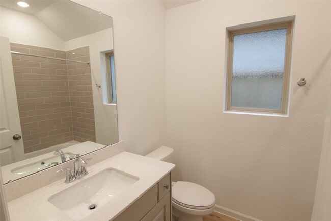 Building Photo - 2511 Chestnut Oak Cir