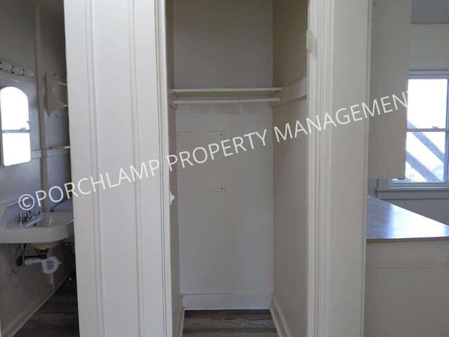 Building Photo - 216 W Grand Ave