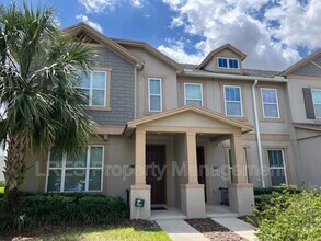 Building Photo - 15567 Honeybell Dr