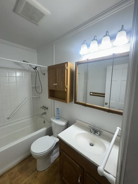 Building Photo - ½ Off First Full Month with Move-In by 8/15 • Large Yard & Deck • August App Fee Only $32. Pet-fr...